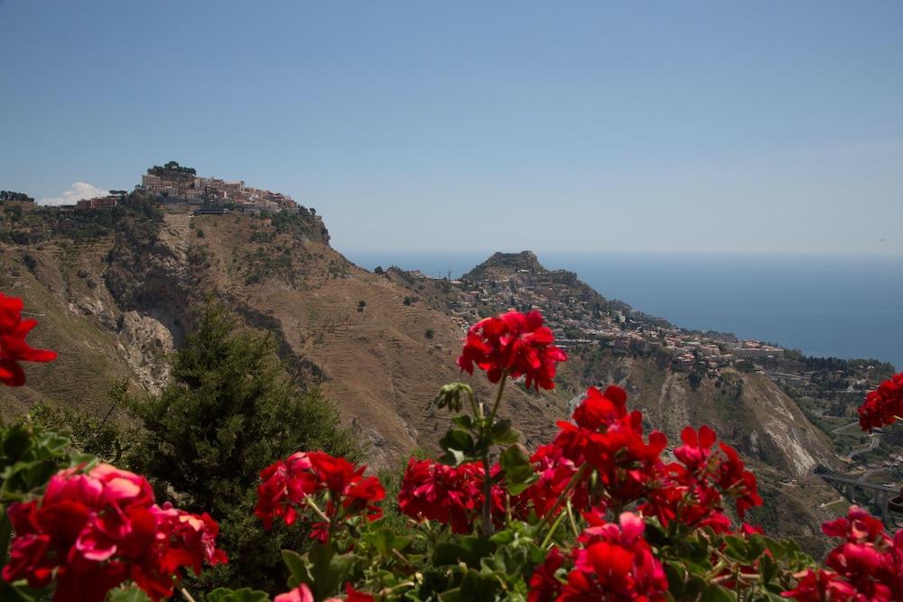 Casale Di Caterina Guest House Таормина Екстериор снимка