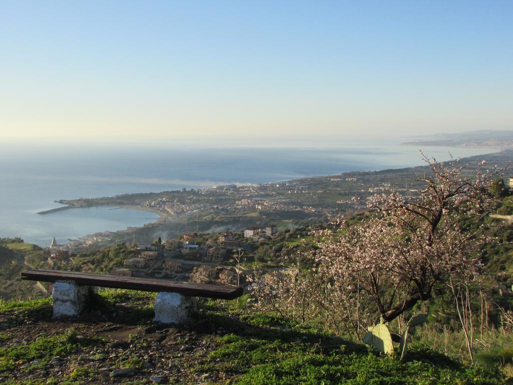 Casale Di Caterina Guest House Таормина Екстериор снимка